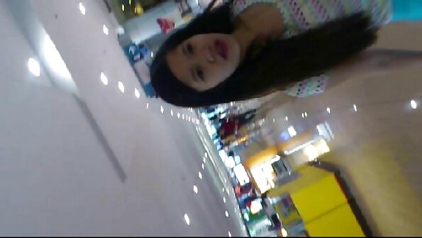 سیاہ عاشق دھوکہ دینے والی لڑکی تک پہنچنے کے لیے قابل ہے۔