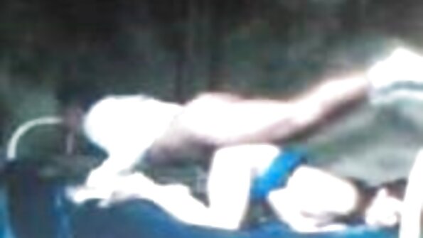 بیدار ہنک نے ایشیائی GF کے ساتھ رکنے اور پرجوش جنسی تعلقات قائم کیے ہیں۔