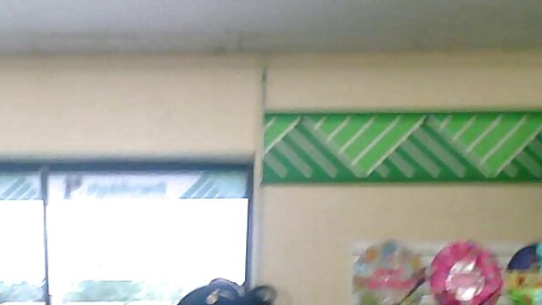 ایک شہوانی ، شہوت انگیز جسم ، آج ایک مشکل بڑی ڈک حاصل کرتا ہے