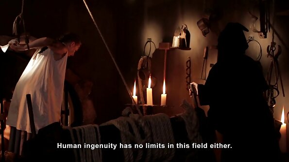 بلوک کتے کے انداز میں دیپتمان گرل فرینڈ کو چودتا ہے۔