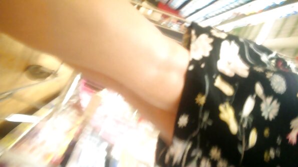 Busty ہم جنس پرست باسکٹ بال کوچ نے اپنے پسندیدہ کھلاڑی کو مارا